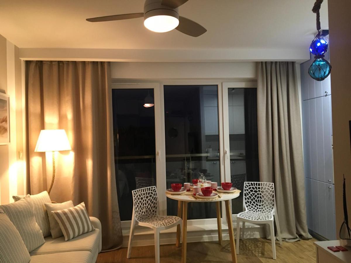 Apartament Marine Holiday Elblag - Winda -Parking W Hali Garazowej -Gratis -Business Stays Екстериор снимка